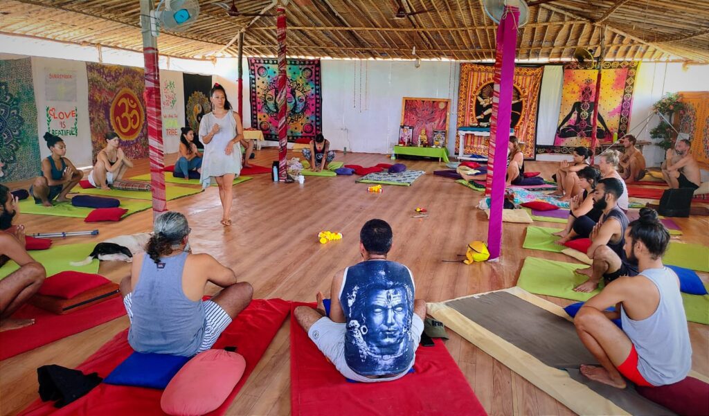 one month yoga retreat bali