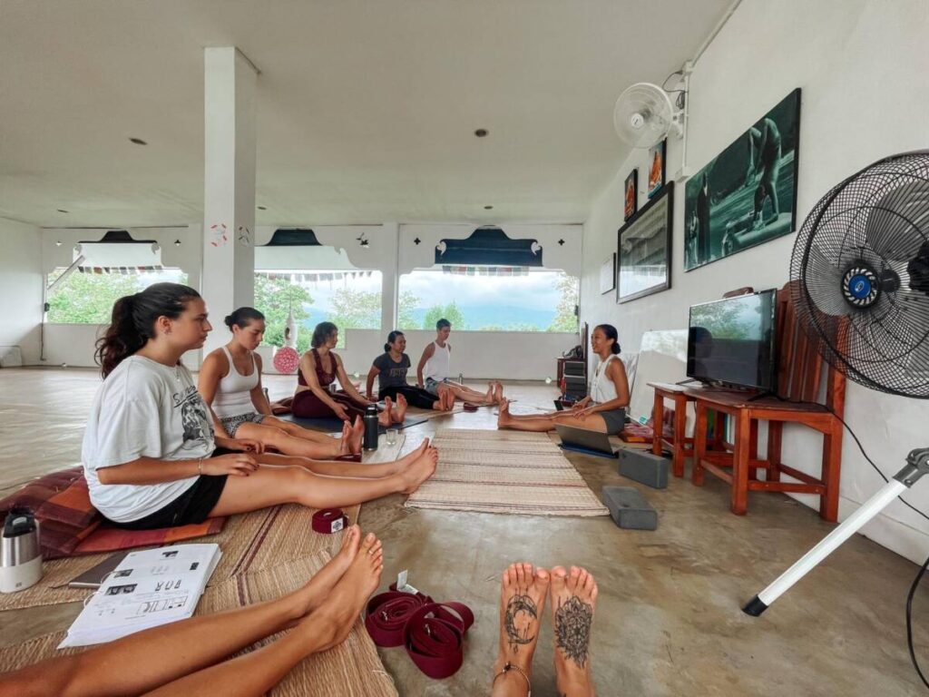 yoga retreats in bali