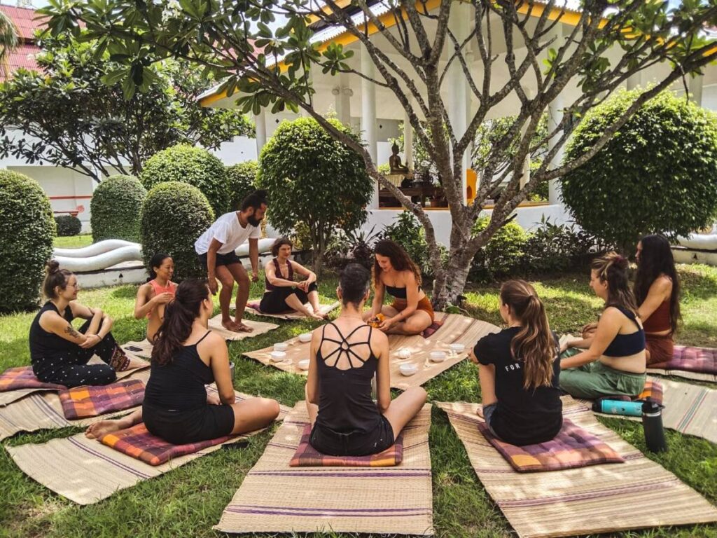 yoga retreats in bali